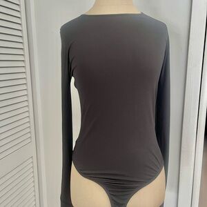 Donna Karan “Signature” Grey/Brown Long Sleeve Bodysuit